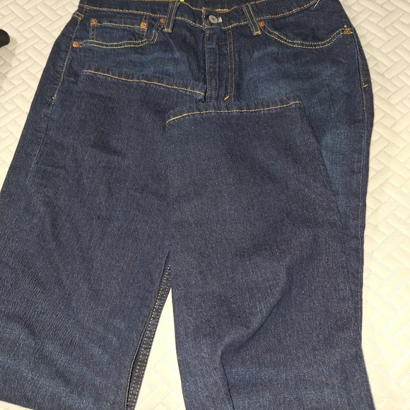 Levi's - Picture 6 of 6